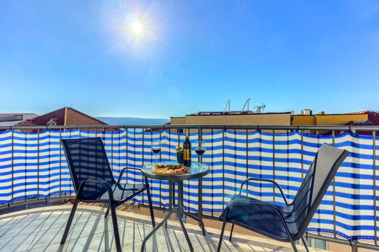 Omis Wind Rose Apartment Eksteriør bilde