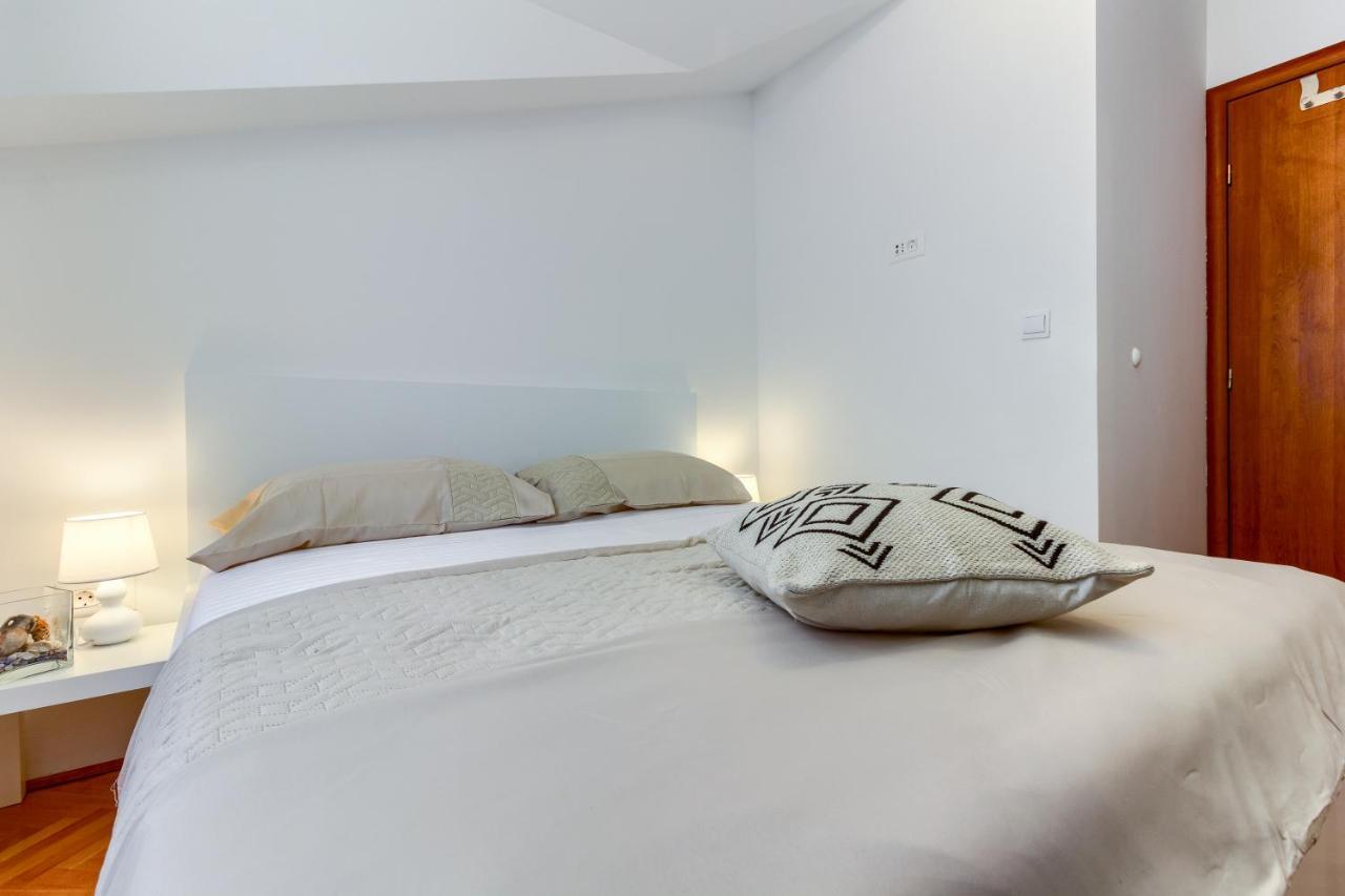Omis Wind Rose Apartment Eksteriør bilde