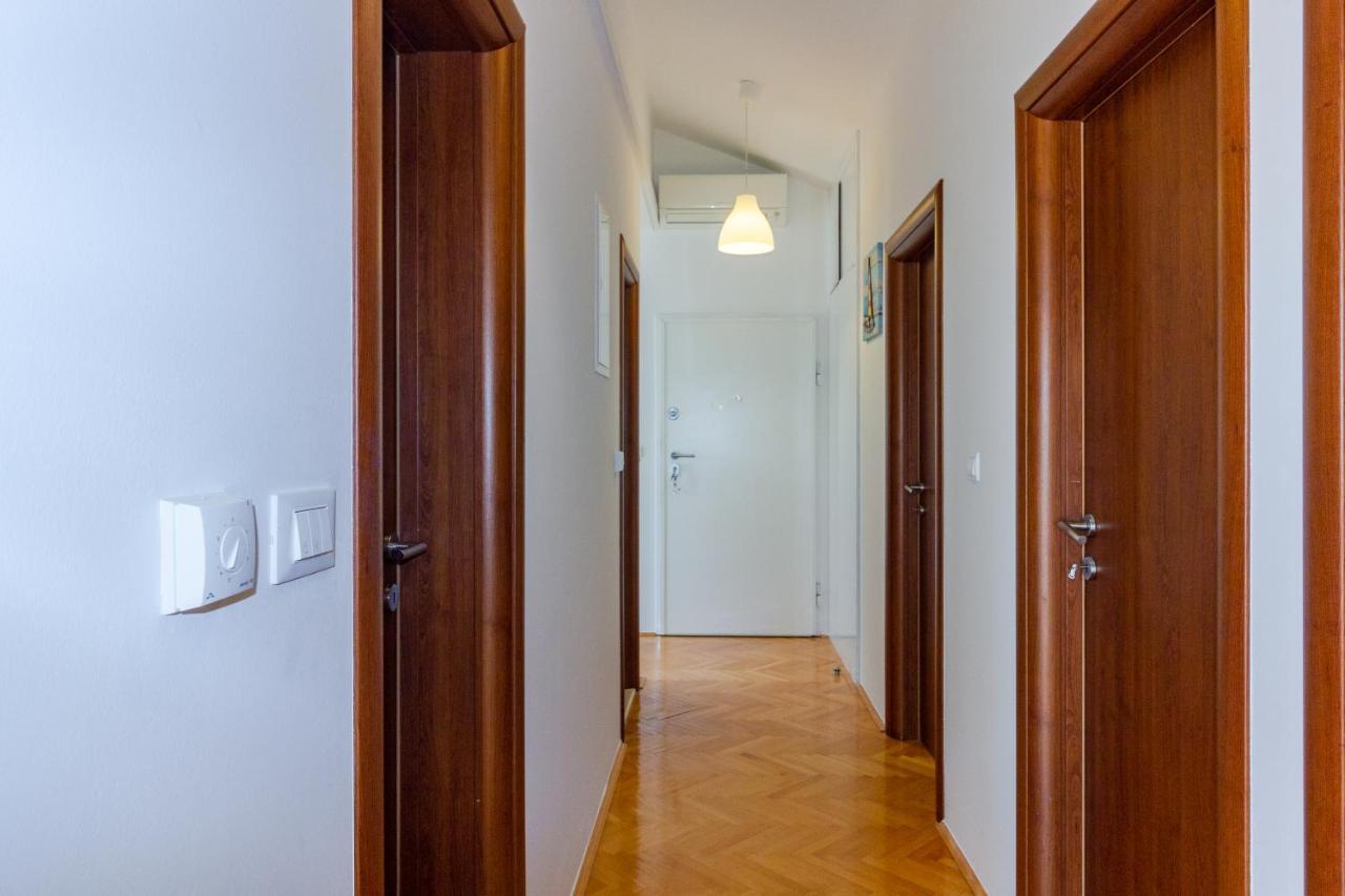 Omis Wind Rose Apartment Eksteriør bilde