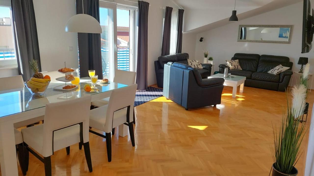 Omis Wind Rose Apartment Eksteriør bilde