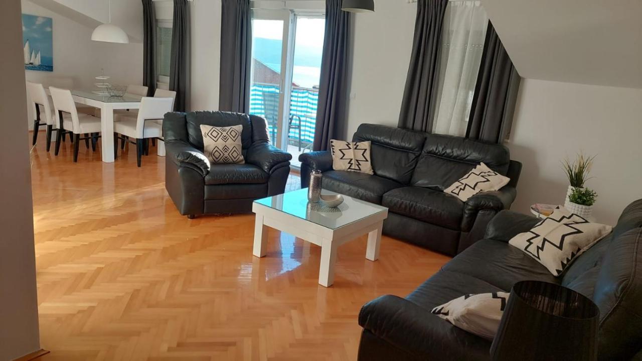 Omis Wind Rose Apartment Eksteriør bilde